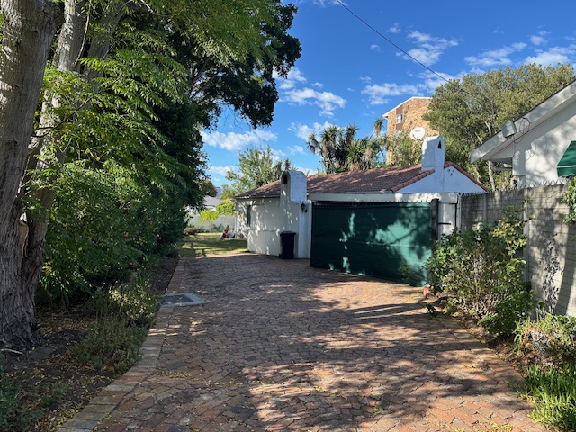 To Let 3 Bedroom Property for Rent in Wynberg Western Cape